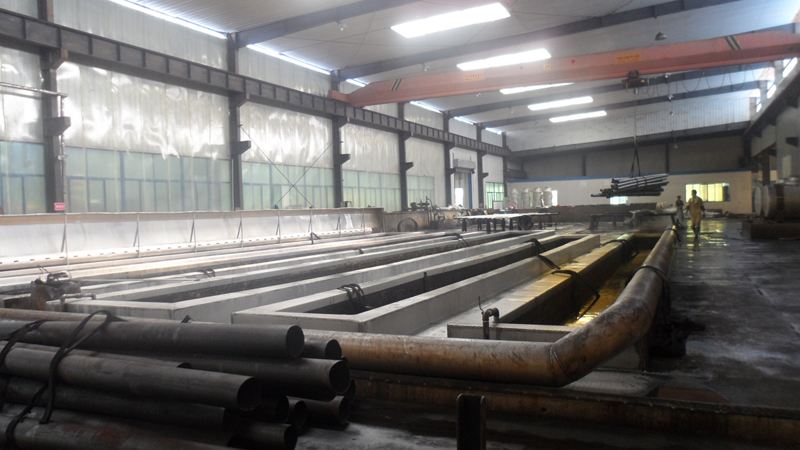 酸洗無(wú)縫鋼管